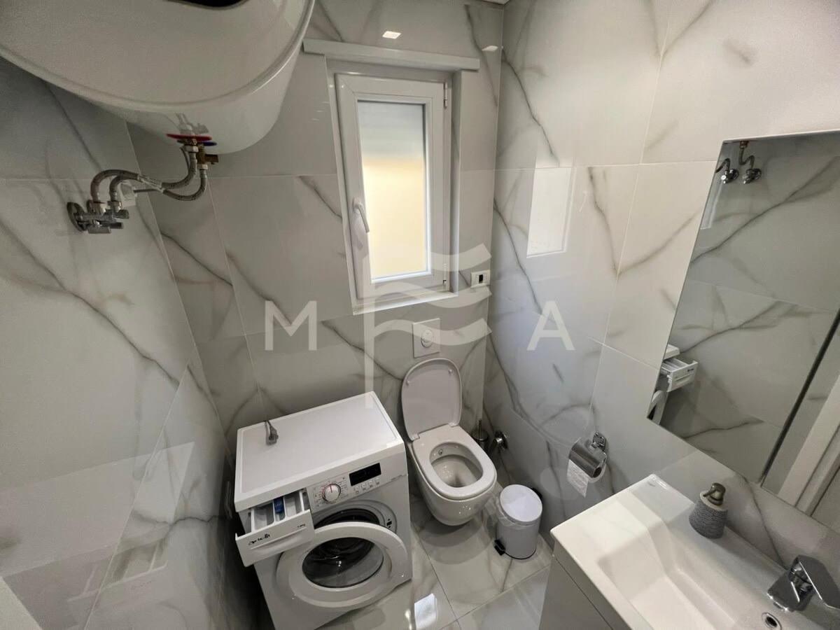 Yacht Club 573 Leilighet Durrës Eksteriør bilde